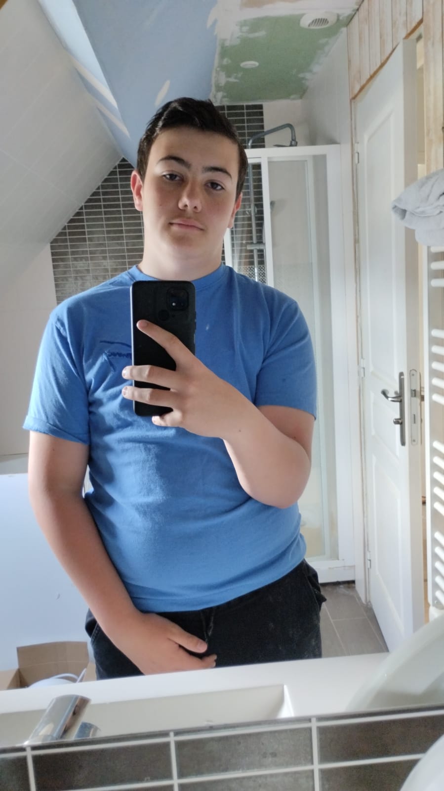 Profil de Heny, 24 ans, Club Rencontre à Salvan