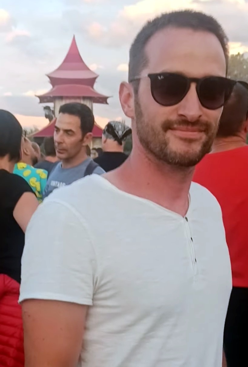 Profil de Ahmad, 41 ans, Club Rencontre à Peiden