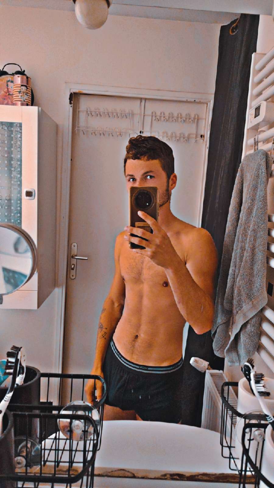 Profil de Salou, 24 ans, Club Rencontre à Erlenbach im Simmental