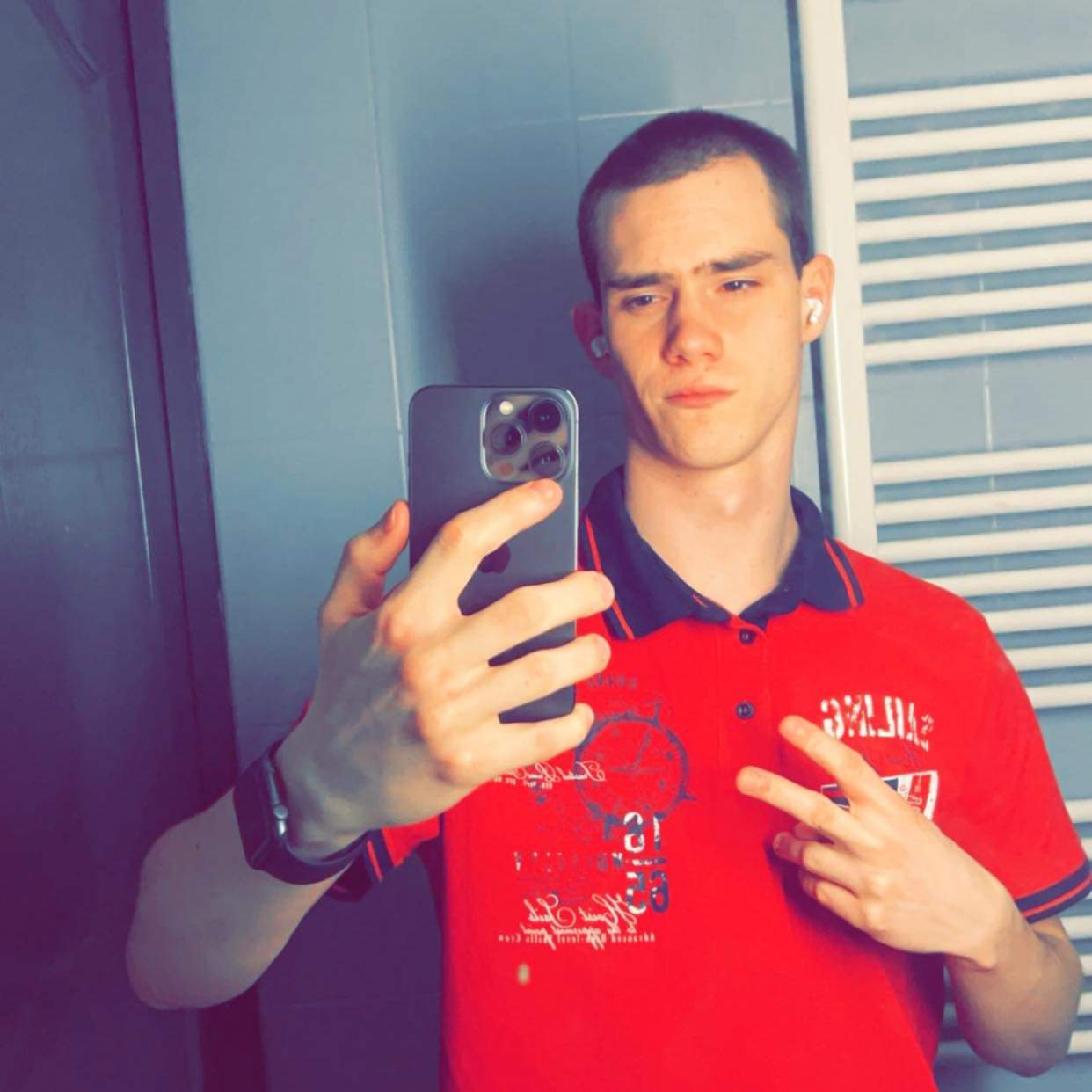 Profil de Abrahim, 21 ans, Club Rencontre à Corin-de-la-Crête