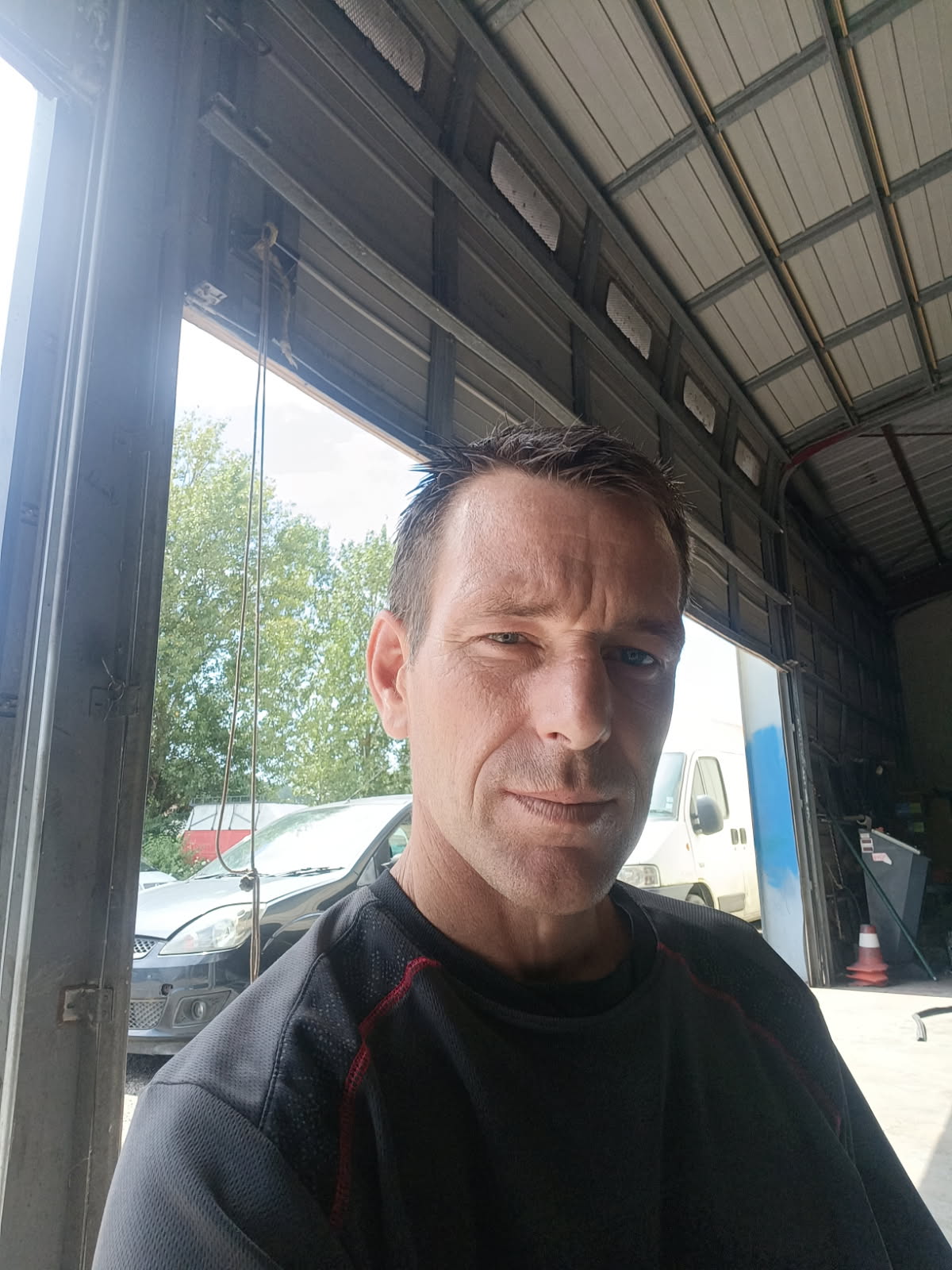 Profil de Chaker, 42 ans, Club Rencontre à Rorbas