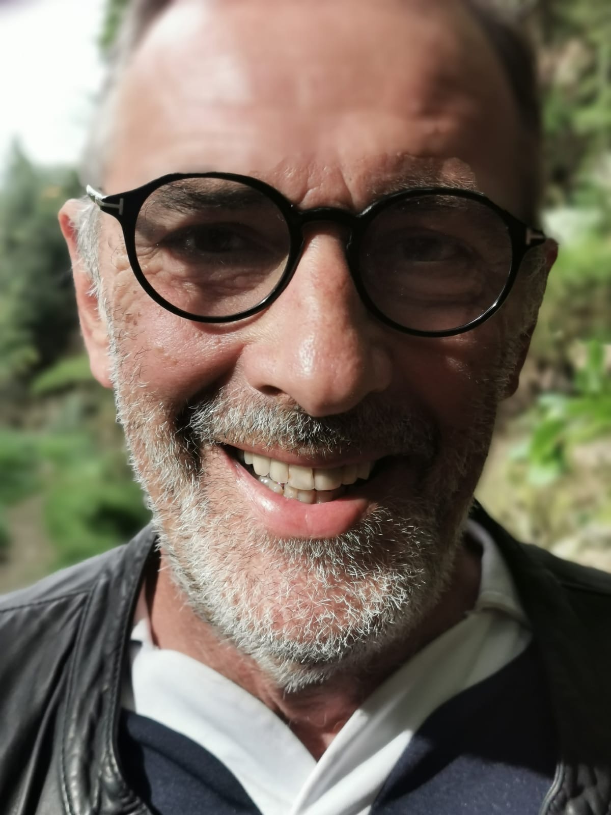 Profil de Younis, 55 ans, Club Rencontre à Lüen