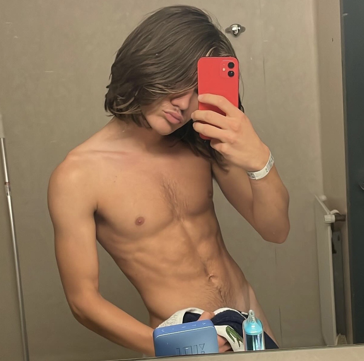 Profil de Younous, 21 ans, Club Rencontre à Ardez