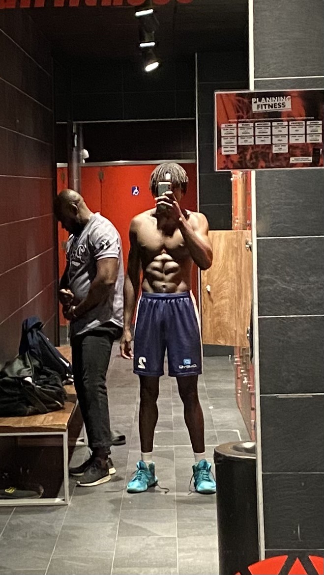 Profil de Jeremi, 24 ans, Club Rencontre à Schattdorf