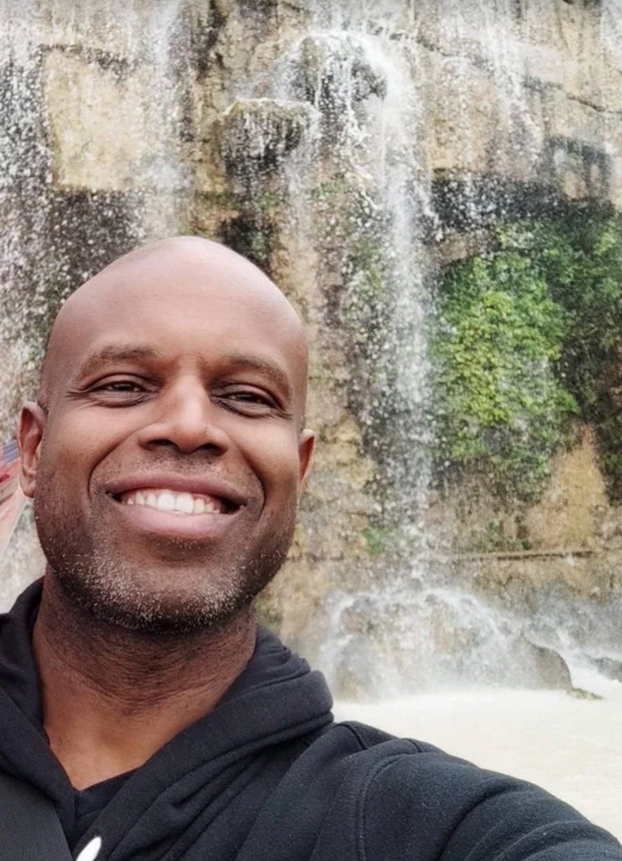 Profil de Aniceto, 46 ans, Club Rencontre à Chamblon