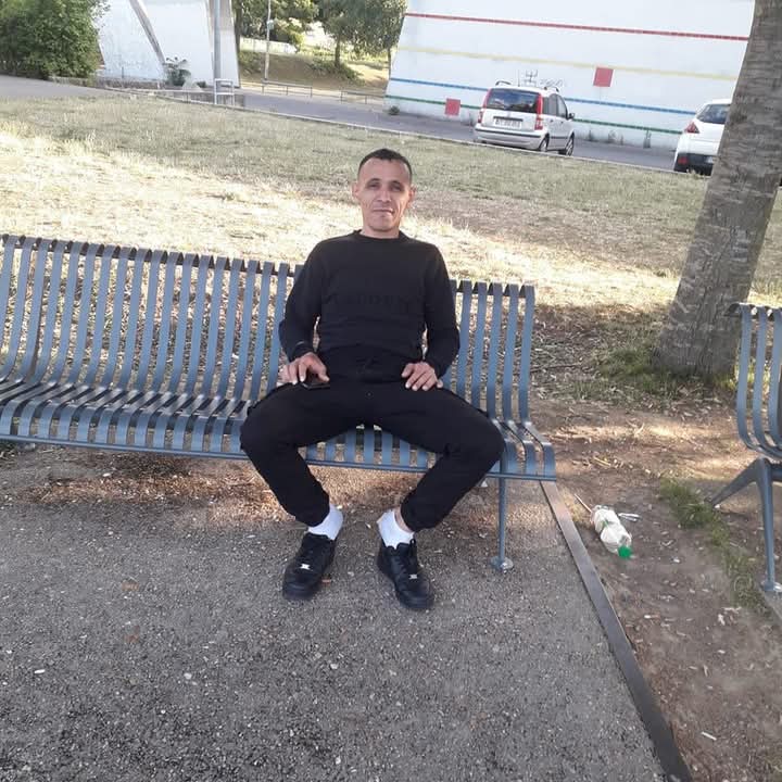 Profil de Brahem, 35 ans, Club Rencontre à Meggen