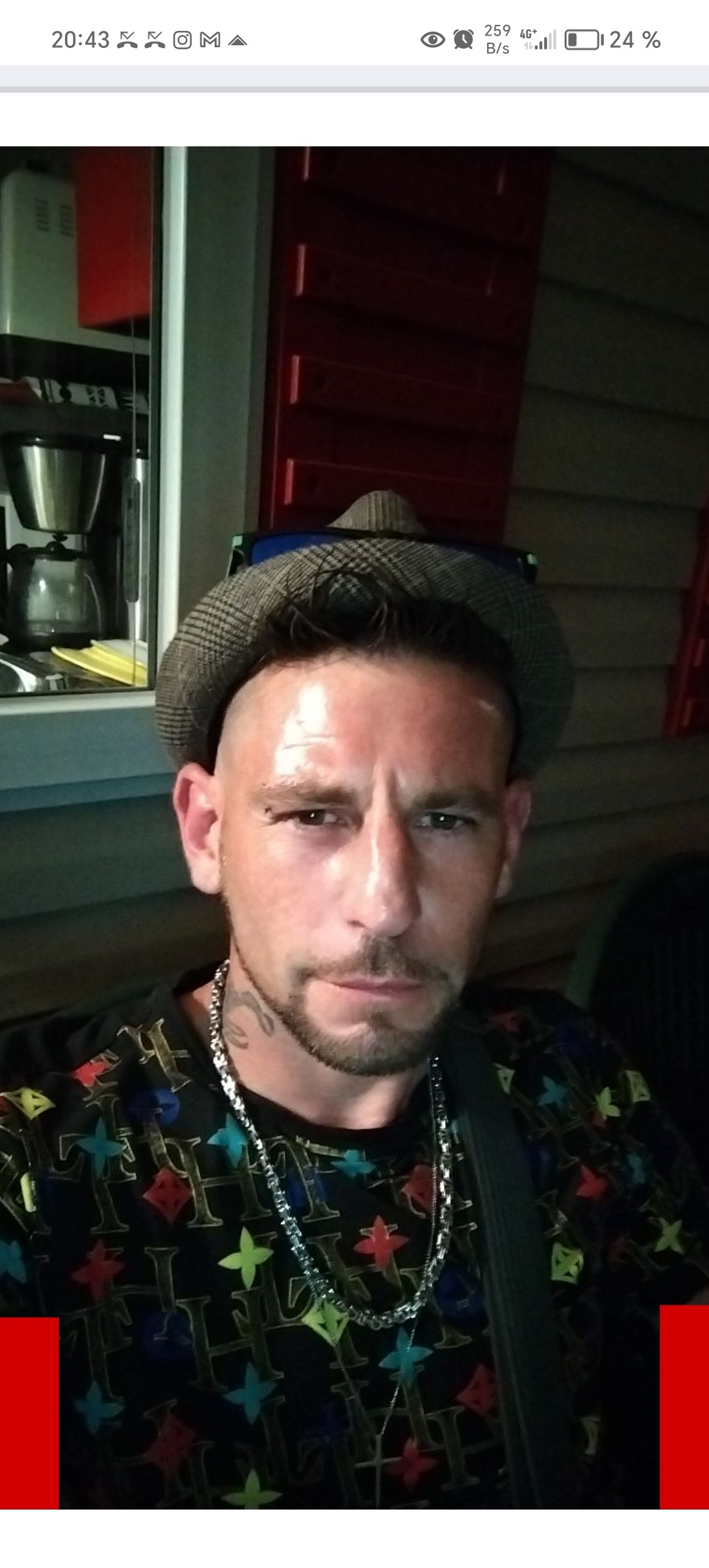 Profil de Essam, 35 ans, Club Rencontre à Falera