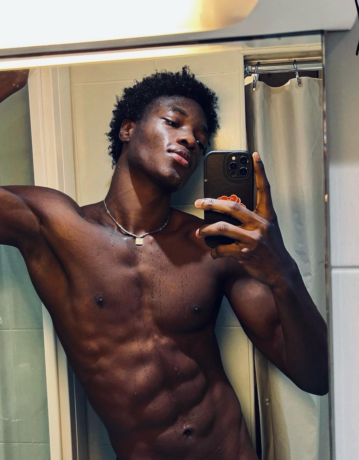 Profil de Pierre-lucas, 28 ans, Club Rencontre à Aven