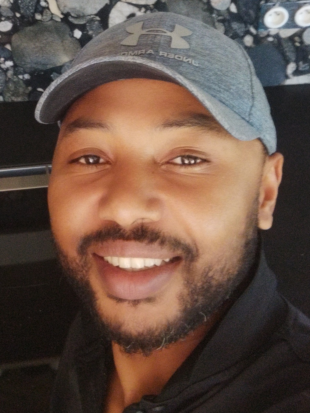 Profil de Adan, 40 ans, Club Rencontre à Riehen