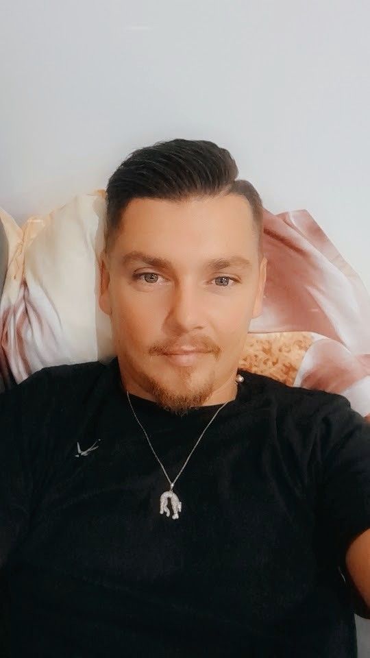 Profil de Sulayman, 33 ans, Club Rencontre à Ausserferrera